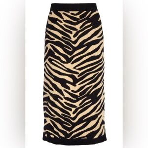 Halogen Sweater Skirt In Black- Beige Tiger Pattern MIDI